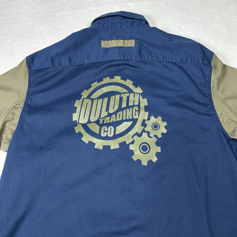 Duluth Trading Co Shirt Mens Size Large Blue Relaxed Fit Gears‎ Logo Spellout
